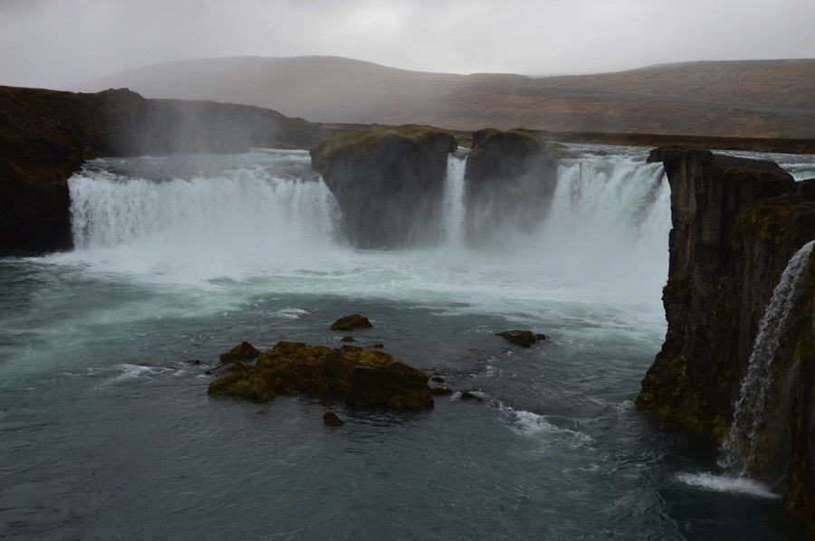 The impressive fall of Goðafoss