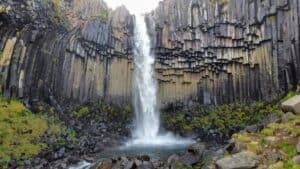 Black falls - Svartifoss