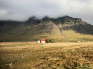 Driving west in Iceland
