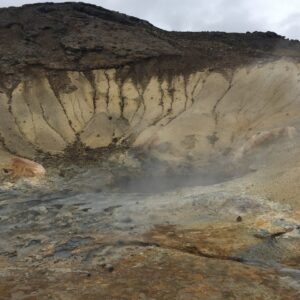 Hverir suphur pits Hverir suphur pits