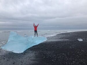 Icebergs on the Diamond Beach Icebergs on the Diamond Beach
