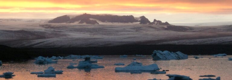 Sunset at Jökulsárlón glacier lagoon