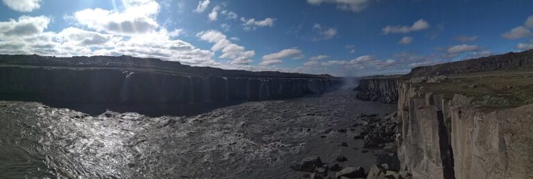 Dettifoss and river