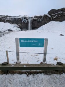 Seljalandsfoss sign