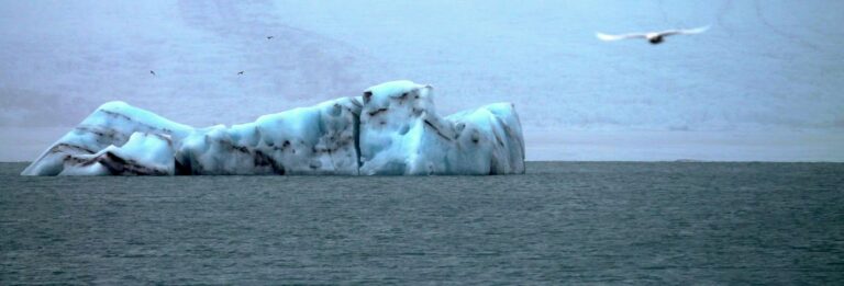 Giant iceberg in Jökulsárlón in Iceland
