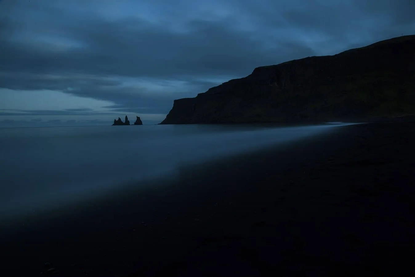 Nighttime in Vík's black sand beach Nighttime in Vík's black sand beach