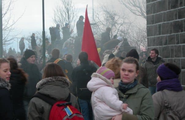 Government in Iceland overthrown in 2008