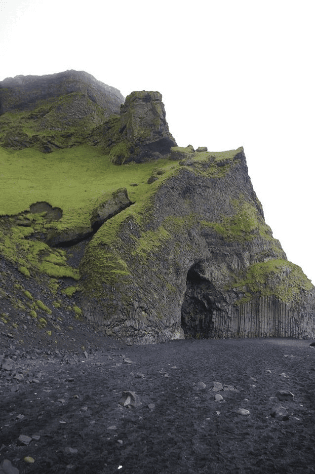 Hálsanefshellir cave