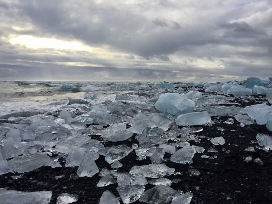 Ice floating in Jökulsárlón, the glacier lagoon