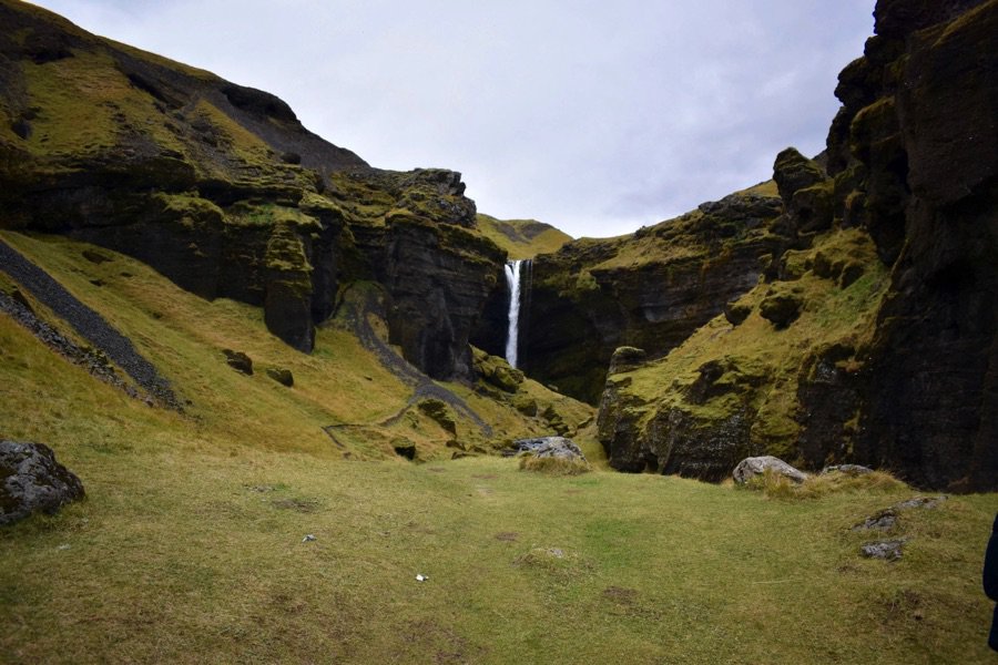 The waterfall Kvernufoss