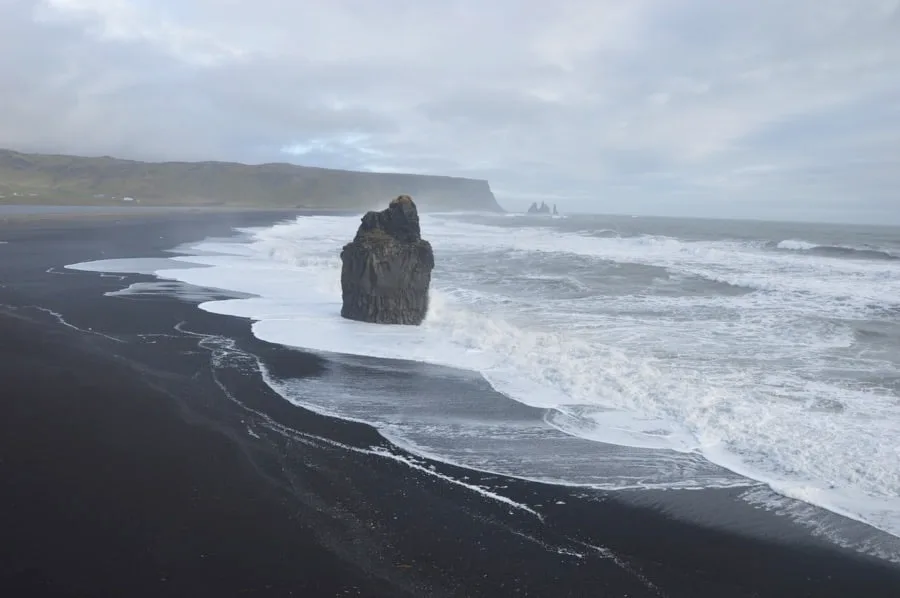 The amazing black beach Sólheimarsandur at Vík The amazing black beach Sólheimarsandur at Vík