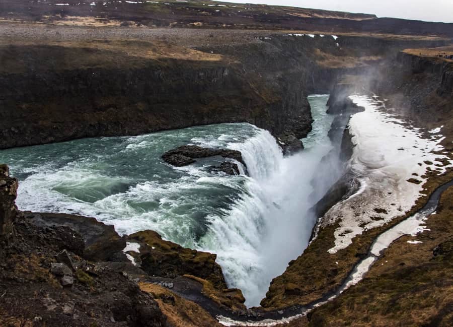 Driving to Gullfoss in February