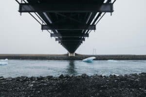 Ice flowing from Jökulsárlón