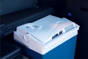 Rent VW Caddy Camper interior cooler