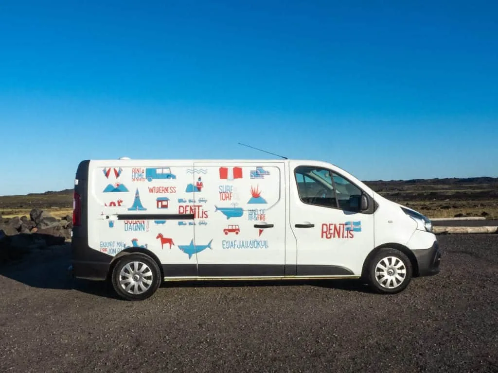Rent.is camper renaul trafic in nature iceland