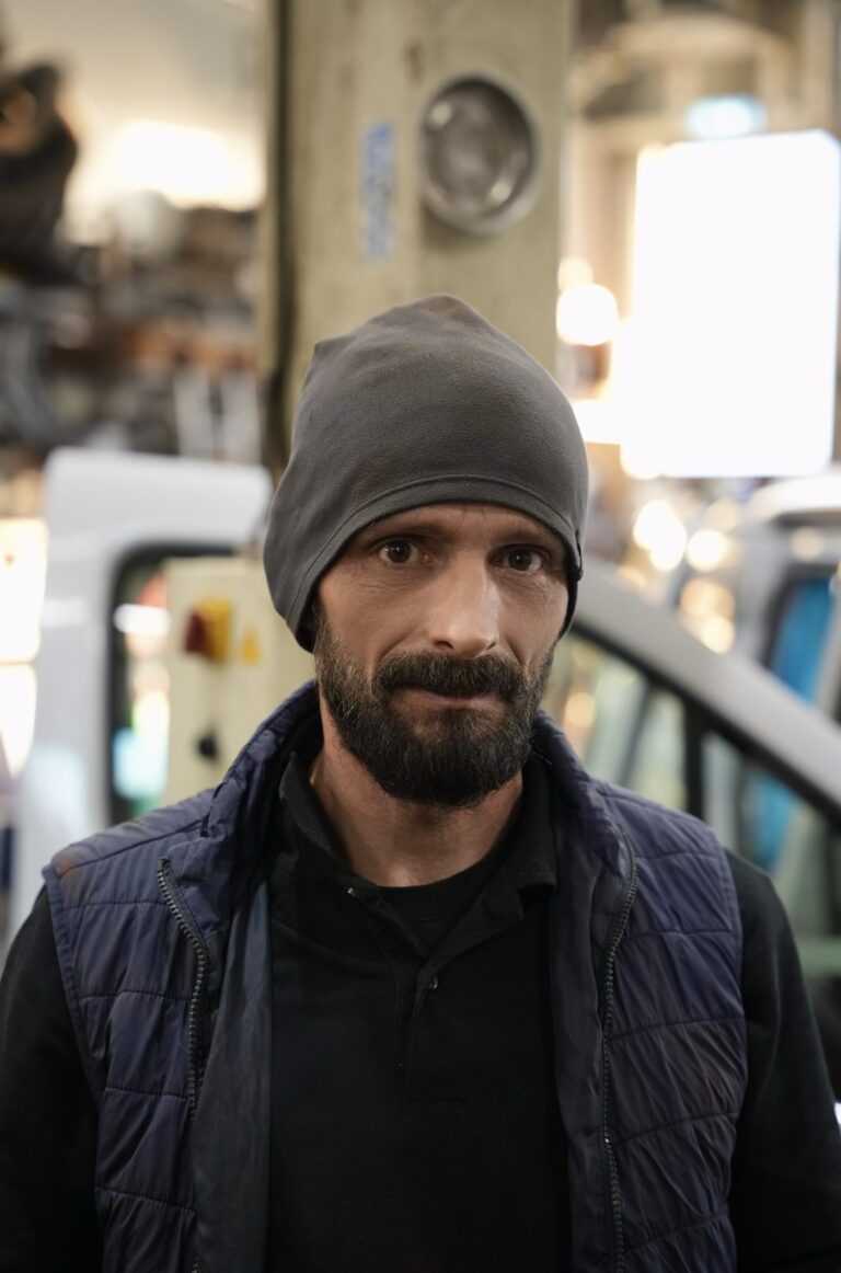 Maintenance staff worker