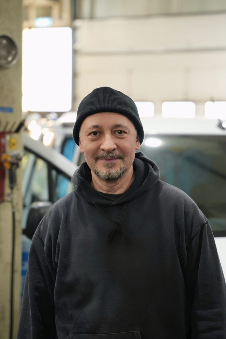 Maintenance staff worker