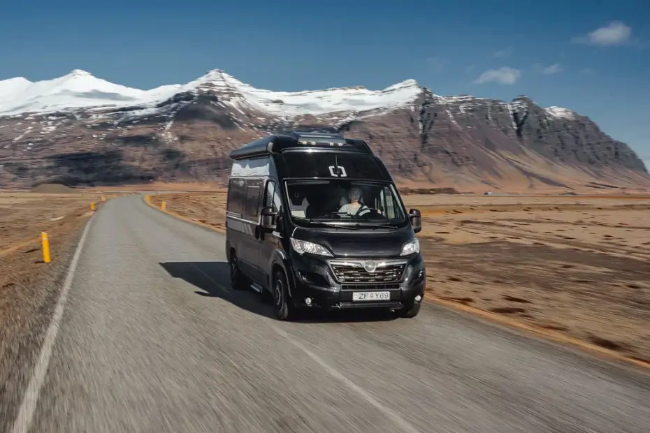 Crosscamp Lux 600 driving on the roads of Iceland.