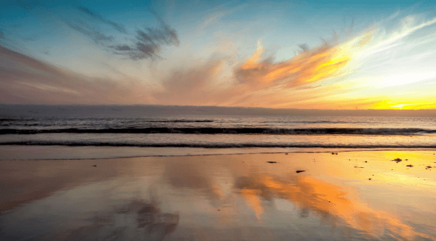 Midnight Sun at a beach in Iceland.