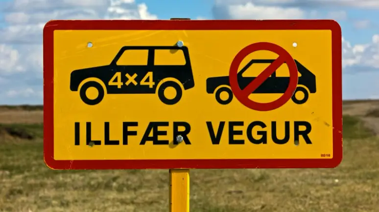 4x4 required warning sign in Iceland.